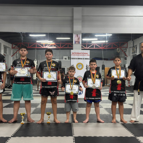 Marginea găzduiește competiție națională de arte marțiale și Born2Fight