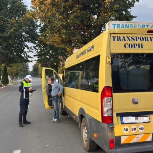 Poliția Vrancea verifică transportul elevilor la începutul anului școlar