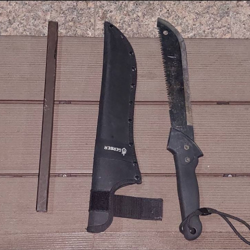 Jandarmi depistează macetă în Piața Tricolorului, Târgoviște