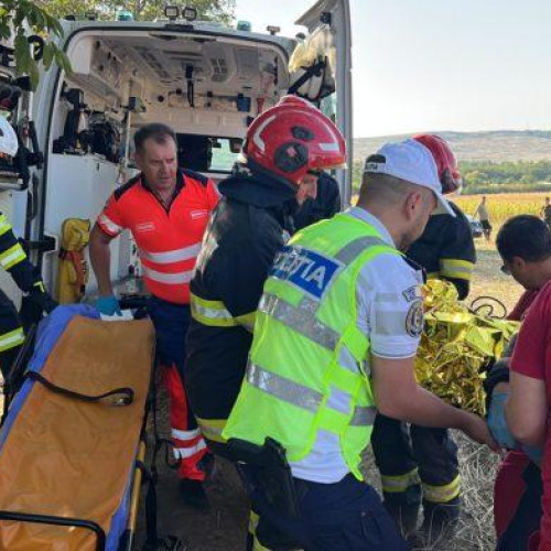Polițist salvator într-un accident grav pe DN 24C, în Santa Mare