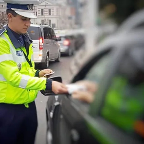 Acțiune integrată la Dej: 122 de persoane legitimate, 76 de sancțiuni și peste 30.000 de lei