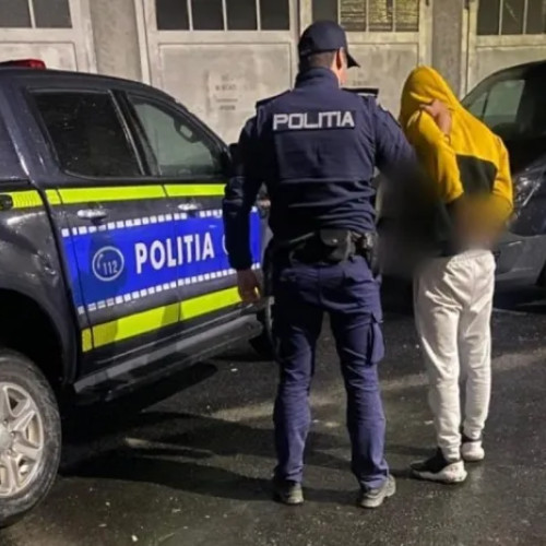 Tânăr de 21 de ani reținut pentru conducere fără permis în Gherla