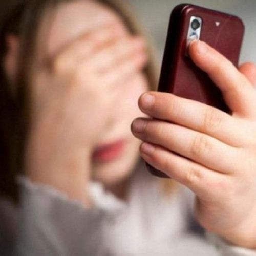 Un nou caz de înșelăciune reclamat polițiștilor cu 42.000 de lei transferați