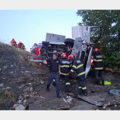 Pompierii bihoreni marchează ziua pompierilor cu porți deschise și exerciții demonstrative