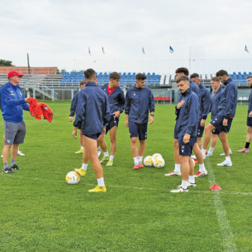 FC Bihor reia campionatul cu meci la Ceahlăul în Piatra Neamț