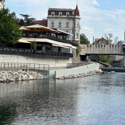 Finalizare lucrări pe Crișul Repede în Oradea: promenadă și scară de pești