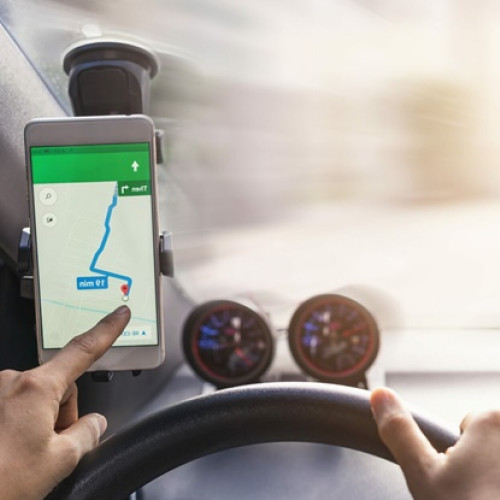 Google Maps primește funcția live updates pe Android 16 în teste