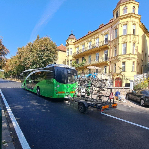 Autobuzele liniei 20, pauze pentru cicliști la Linia 20 pe Drumul Poienii