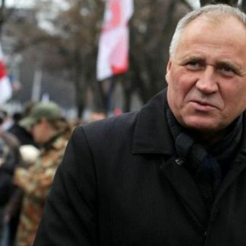 Bărbat ce pare a fi Mikola Statkevici refuză să treacă în Lituania