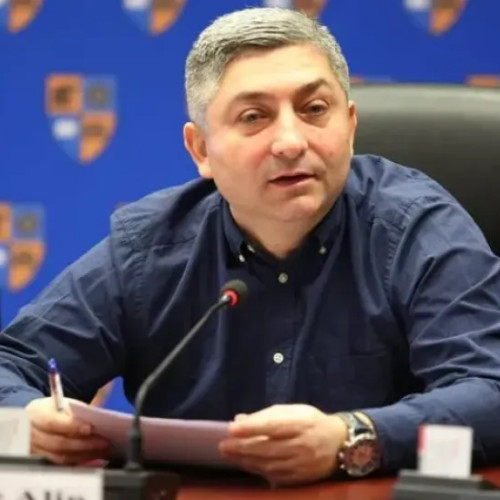 Tișe lansează un manifest pentru libertatea de exprimare în Cluj