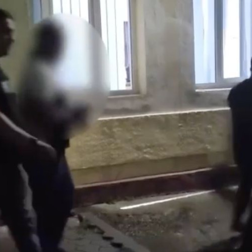 Doi bărbați din Dărmănești, reținuți pentru agresiuni în localitate