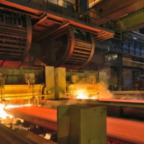 ArcelorMittal Hunedoara oprește producția; disponibilizări cu plăți compensatorii în funcție de vechime