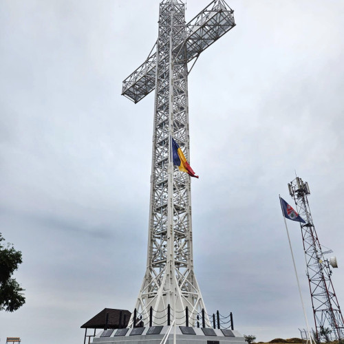 Cea mai mare cruce din Botoșani va fi sfințită de mitropolitul Moldovei și Bucovinei