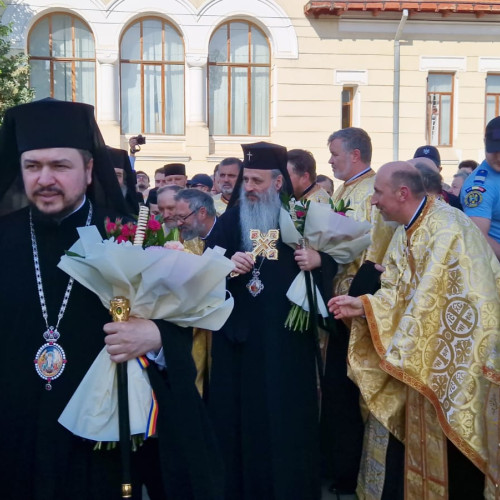Mitropolitul Teofan va sluji la mănăstirea din Botoșani în Duminica Înălțării Sfintei Cruci