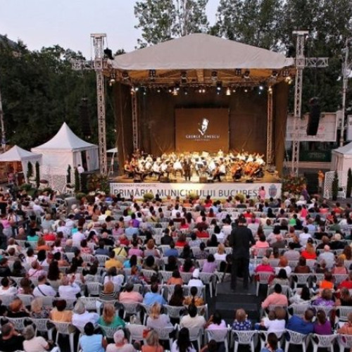 Piața Festivalului George Enescu aduce muzică clasică în aer liber