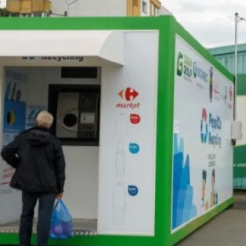 Incident cu etichete contrafăcute la Piața Flora din Cluj-Napoca