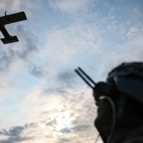 NATO nu este pregătită pentru dronele rusești. „Ce vom face, vom trimite F-16 și F-35 de fiecare dată?”