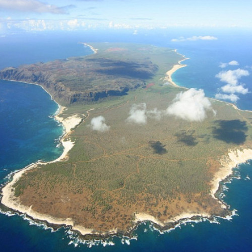 Paradisul din Hawaii unde locuitorii nu plătesc chirie și primesc gratis carne. Cine are voie să trăiască pe „Insula Interzisă”