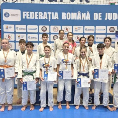 Judoka ploieșteni au obținut 8 medalii la finala națională de judo Ne Waza
