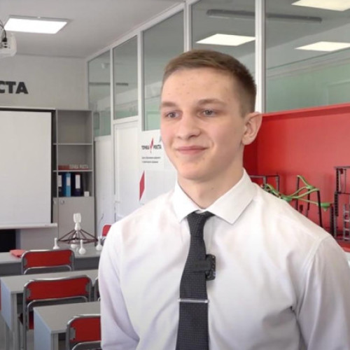 Adolescent din Ekaterinburg, condamnat pentru tentativa de aderare la un grup paramilitar