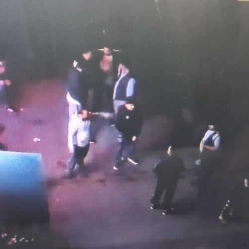 Locuitorii dintr-un cartier din Botoșani, deranjați de zgomotul nocturn de la sala de jocuri