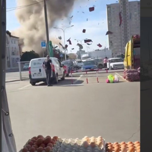 Dronă rusească atacă o clădire universitară în Harkov, patru persoane rănite