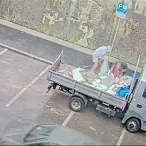 Emil Boc condamnă abandonul ilegal de deșeuri pe Tăietura Turcului din Cluj-Napoca