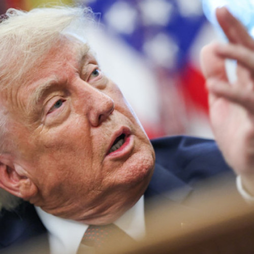 Donald Trump cere Europei să taie importurile de energie din Rusia și să impună tarife pentru China