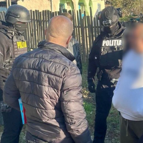 Adolescent de 15 ani prins la volan fără permis în Urecheşti