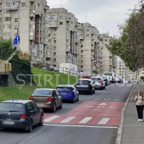 Trafic aglomerat și nereguli rutiere în cartierul Mărăști din Cluj-Napoca