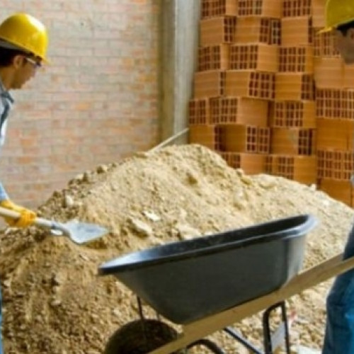 Polițiștii locali din Botoșani au aplicat amenzi pentru nereguli la construcții