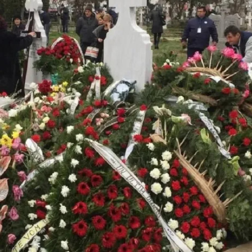 Comuna Păulești, prima localitate din România cu interdicție oficială a coroanelor funerare