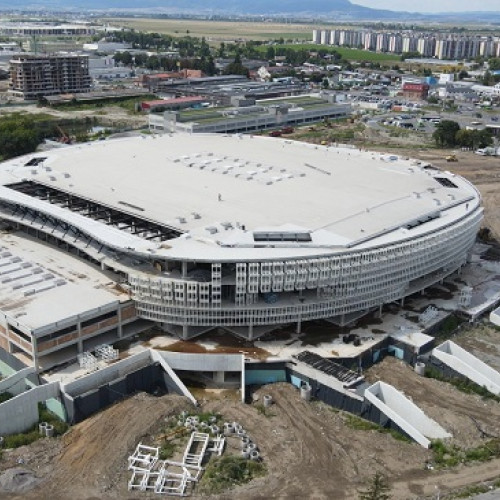 Primarul Brașovului anunță finalizarea iminentă a sălii polivalente