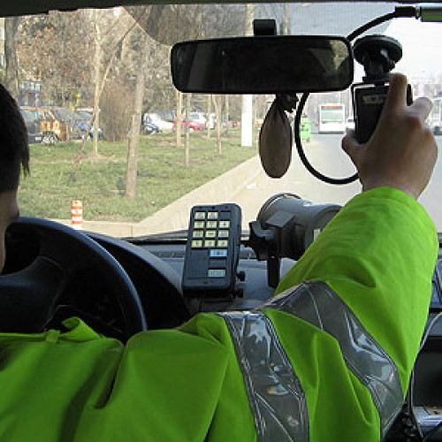 Acțiune rutieră la Baia Mare: amenzi și permise reținute pentru încălcarea legislației