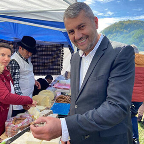 Senatorul Călin Petru Marian criticat pentru activitatea sa în Hunedoara