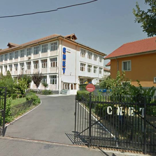 Două eleve din Târgu Jiu câștigă premiul I la concurs național de patrimoniu