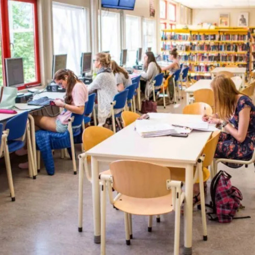 Ministerul Educației alocă un sfert din ore pentru consolidarea cunoștințelor elevilor