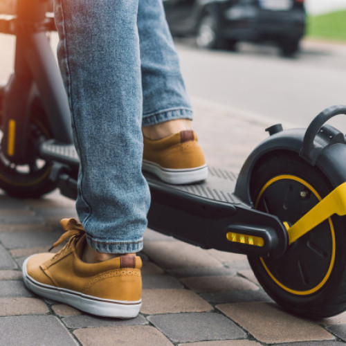 Crește numărul accidentelor grave cu trotinete electrice în România