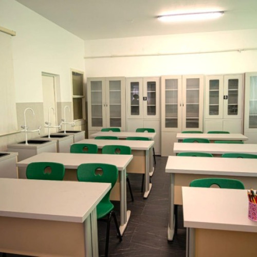 Mobilier modern pentru școlile speciale și Palatul Copiilor din Brașov