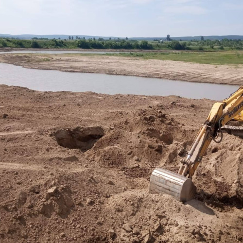 Comisarii Gărzii de Mediu Botoșani au aplicat sancțiuni în urma controalelor la exploatările de piatră