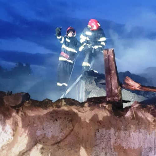 Pompierii vrânceni au intervenit în 724 de misiuni în luna august