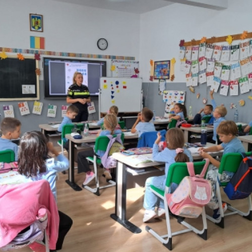 Polițiștii din Maramureș desfășoară campanii pentru siguranța elevilor