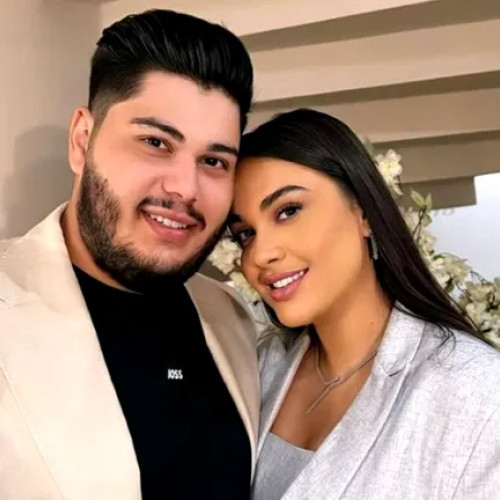 Betty Salam își sprijină fiul Matthias în școală și pasiunea pentru muzică