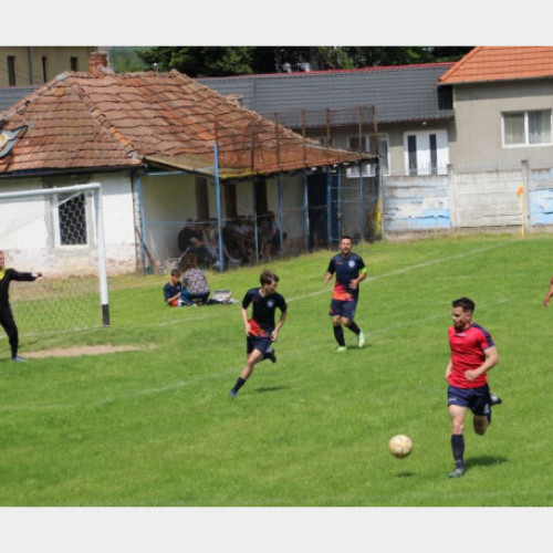 Etapa a 4-a din Liga a V-a aduce dueluri importante în Seria I și Seria II