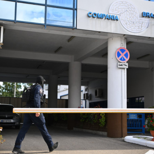 Procurorii DNA au reținut directorul interimar al Companiei Apa Brașov, Liviu Cocoș