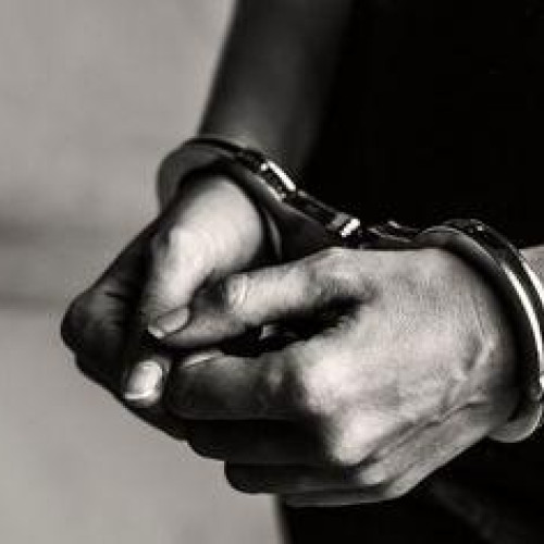 Directorul Companiei de Apă Brașov, reținut într-un dosar de corupție