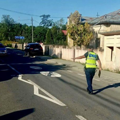 Polițiștii din Ștefănești au aplicat amenzi și reținut permise într-o zi de controale rutiere