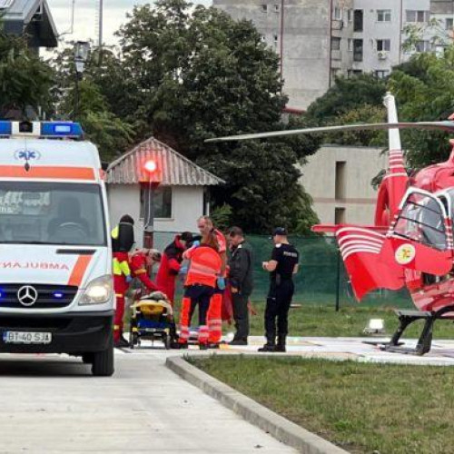 Elicopterul SMURD a transportat un pacient cu infarct la Iași