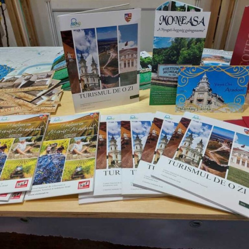 Produsele tradiționale din Arad promovate la expoziția agro-economică din Budapesta