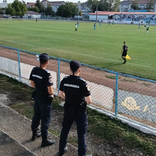 Jandarmii vrânceni vor asigura ordinea la evenimente sportive și religioase în septembrie